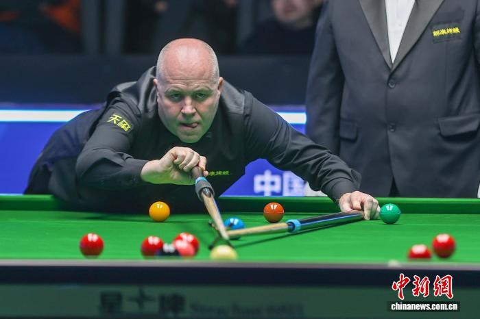 体育资讯平台-2026斯诺克世界公开赛：约翰·希金斯战胜海菲尔德晋级64强|中新社|利亚姆·海菲尔德|玉山县|江西|苏格兰_新浪体育_新浪新闻